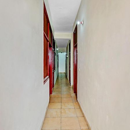 Hotel O Yash Hotel Ghaziabad Buitenkant foto