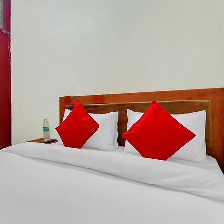 Hotel O Yash Hotel Ghaziabad Buitenkant foto